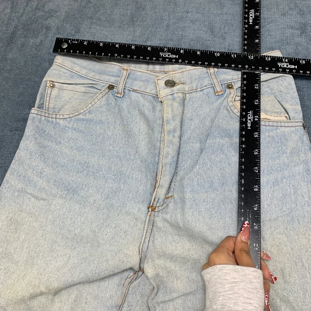 Vintage Levi's 501 Jeans Mens 29x36 Blue Denim Mid Rise Light Wash Streetwear